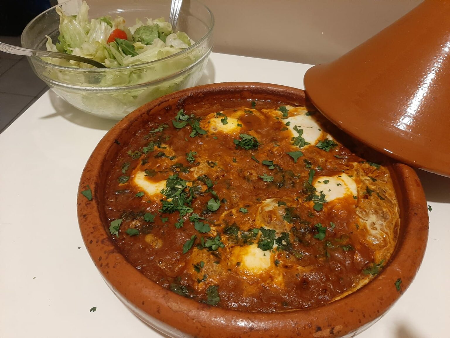 4 réflexions sur “Tajine Kefta et Oeufs”